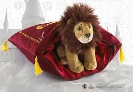 Peluche et coussin de la Maison de Gryffondor - Harry Potter – Image 3
